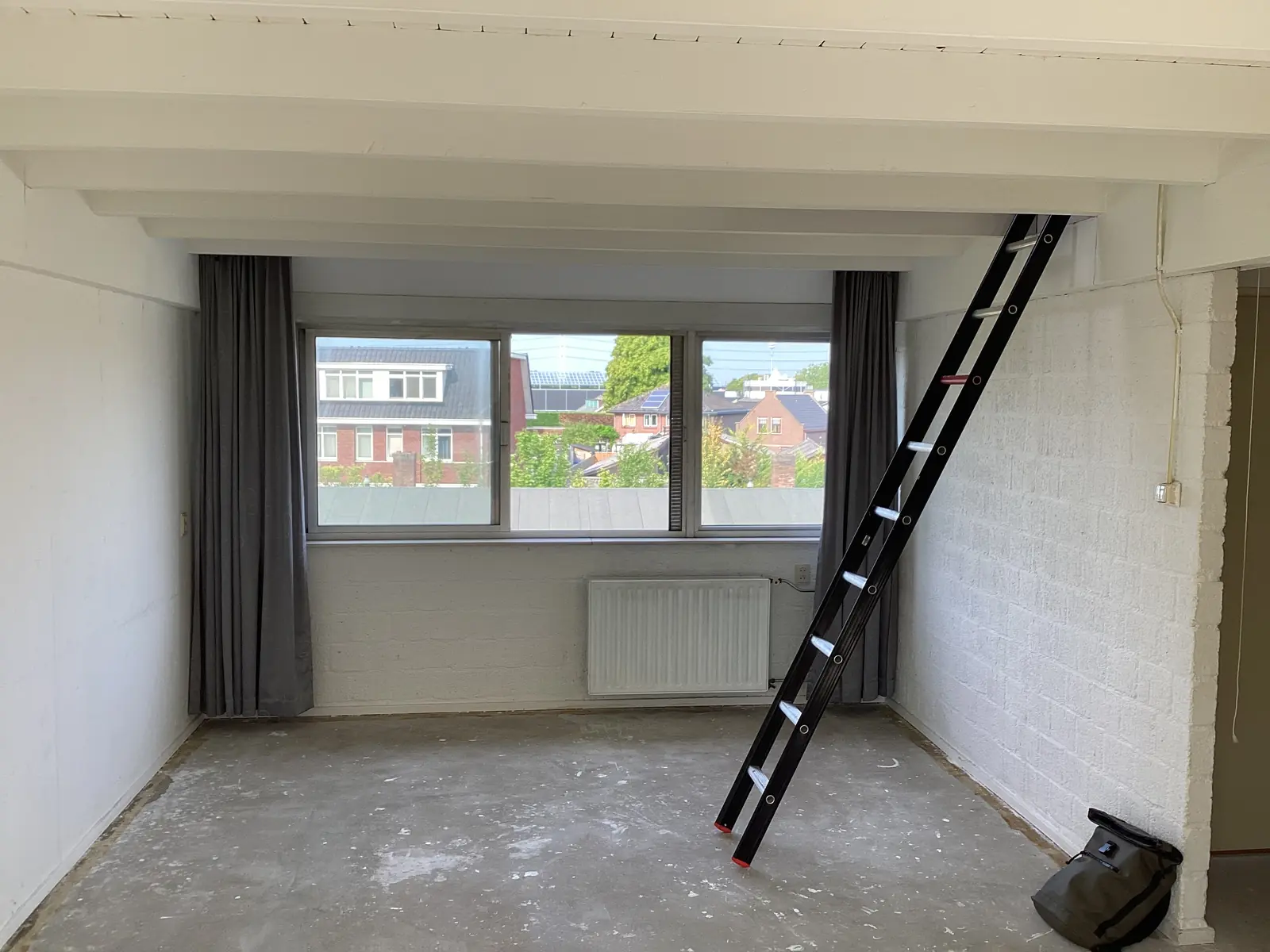 Image 10 of 13