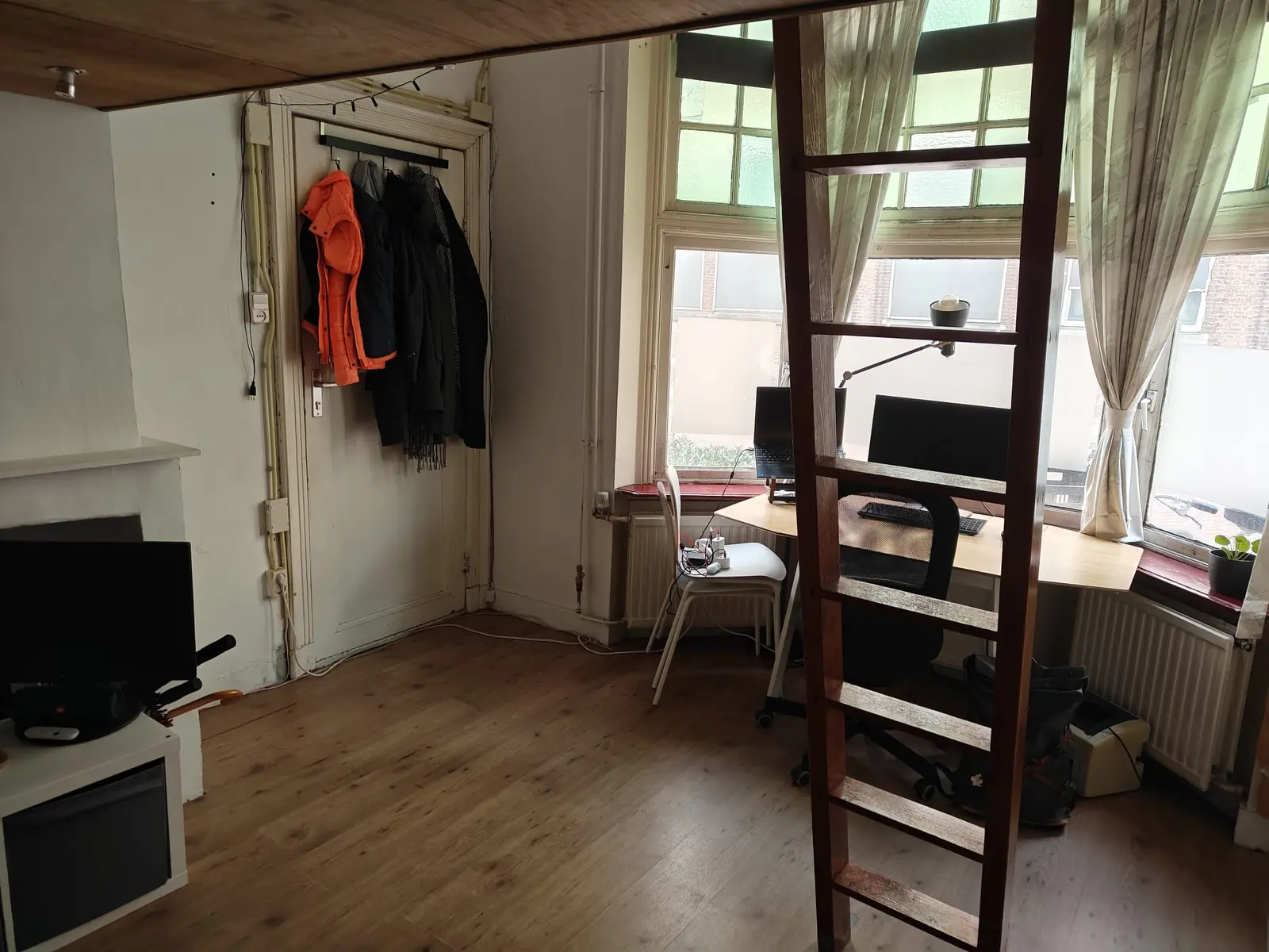 Image 7 sur 8