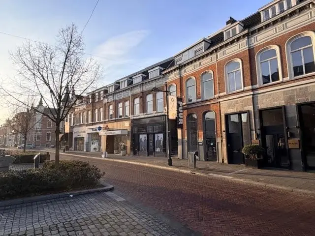Image 19 of 20