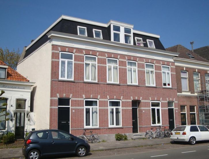 Image 2 of 14
