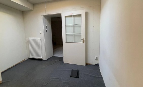 Image 2 of 9