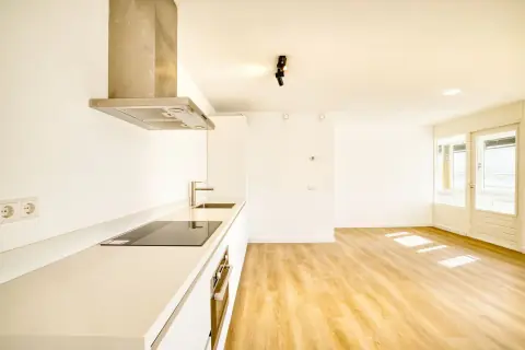 Appartement Noord West Buitensingel, Den Haag - Te Huur