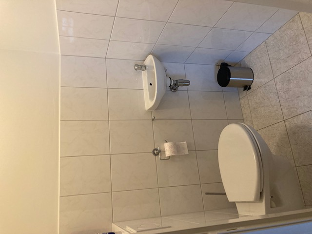 Image 8 of 9