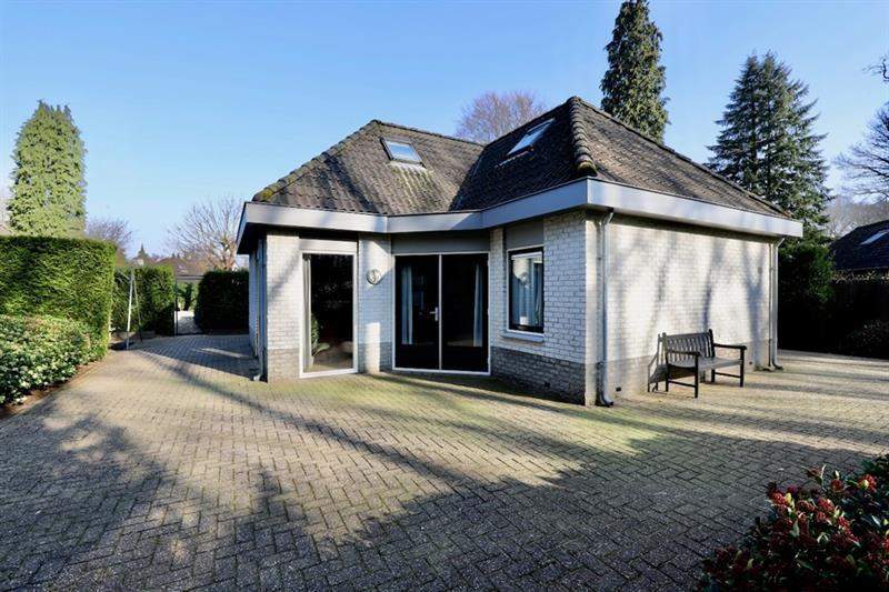 Afbeelding 1 van 10