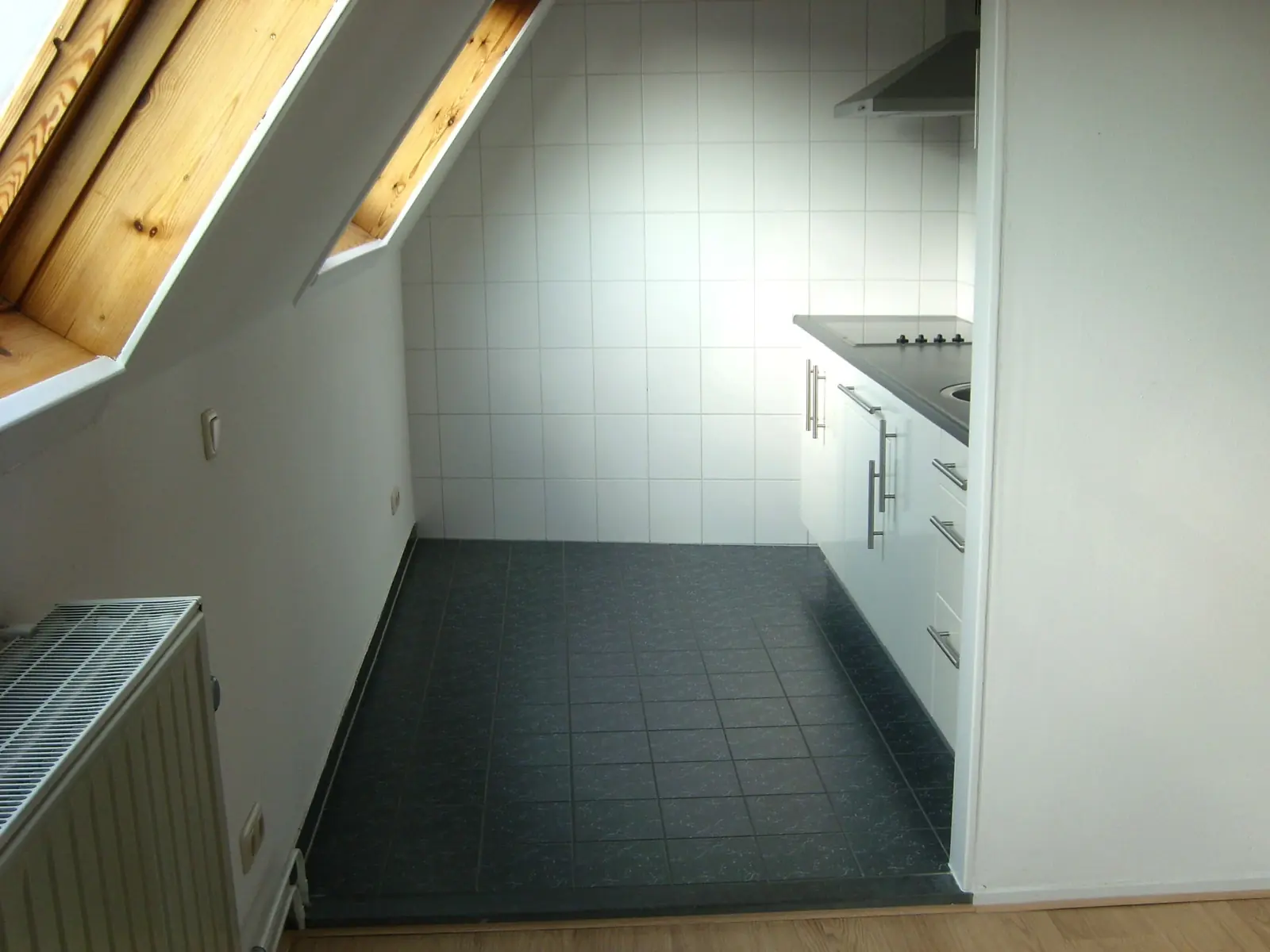 Image 5 of 10