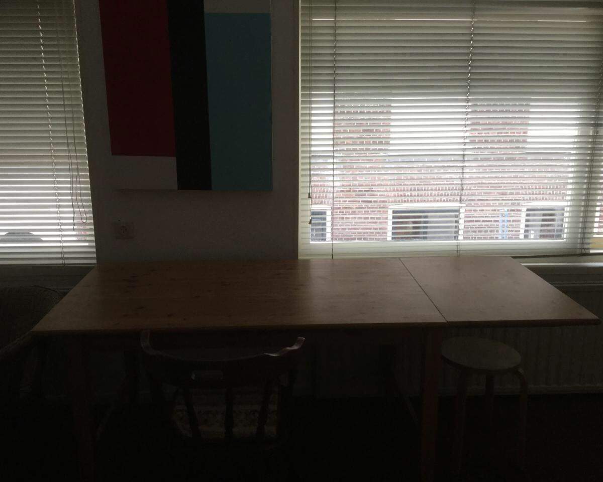 Image 2 of 7