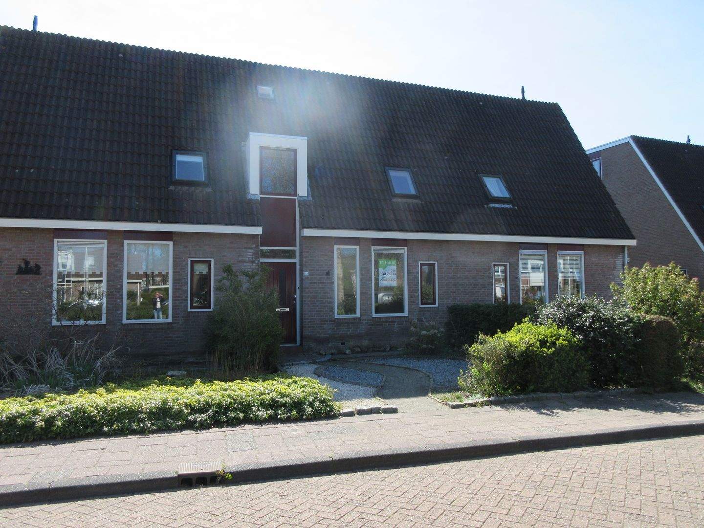 Bild 1 von 9