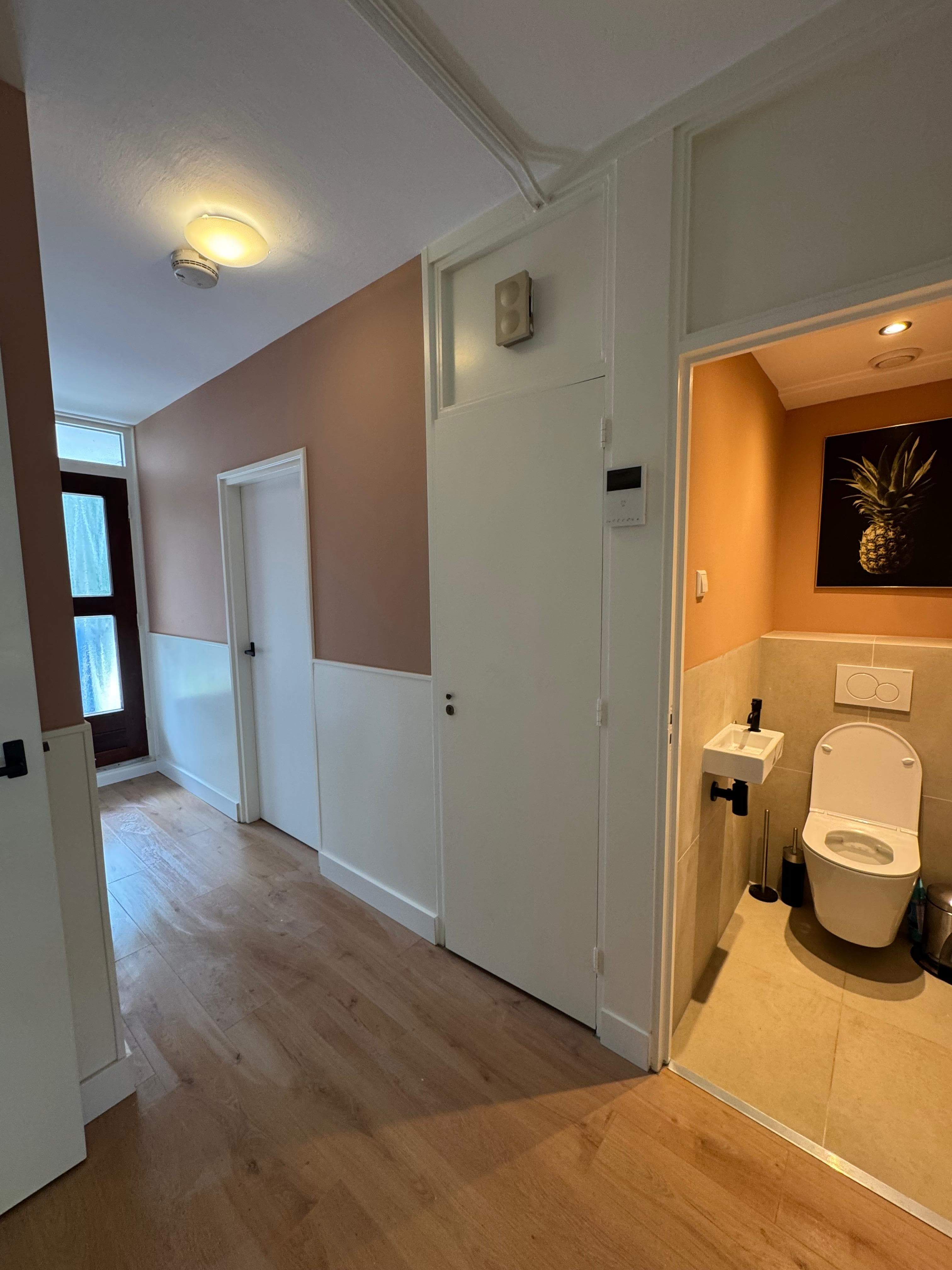 Image 3 of 10