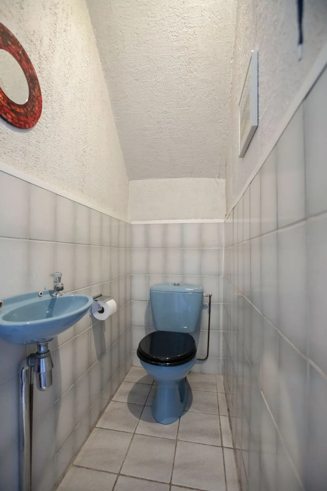Image 4 of 5