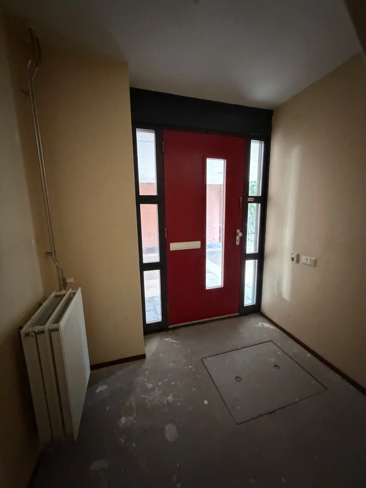 Image 4 of 31