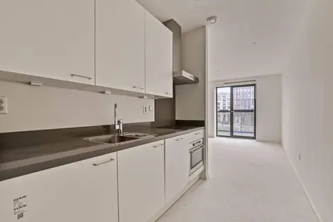 Apartment Joan Muyskenweg 4 D11, Amsterdam - For Rent