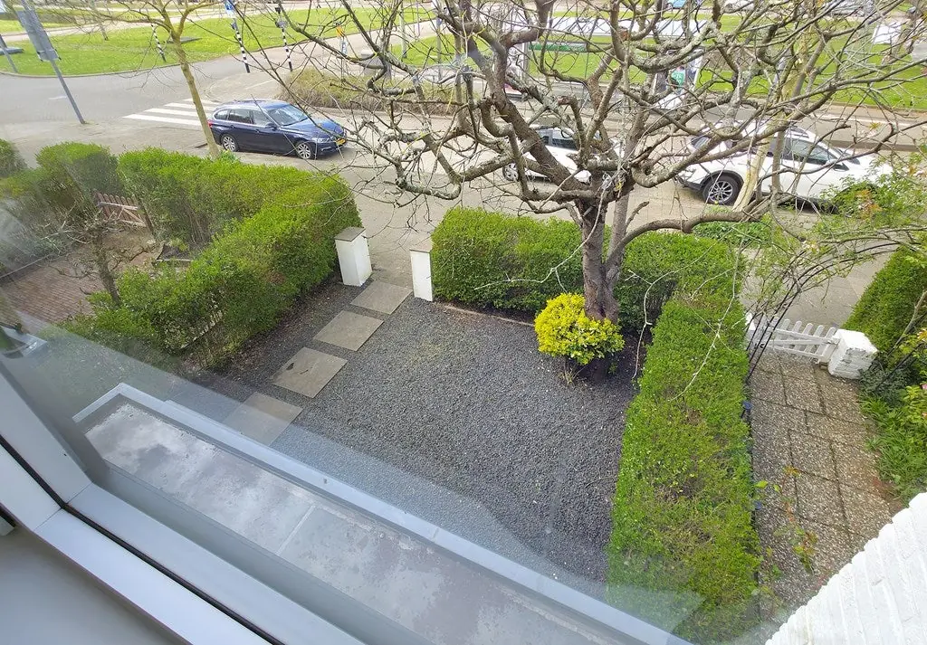 Image 18 of 27