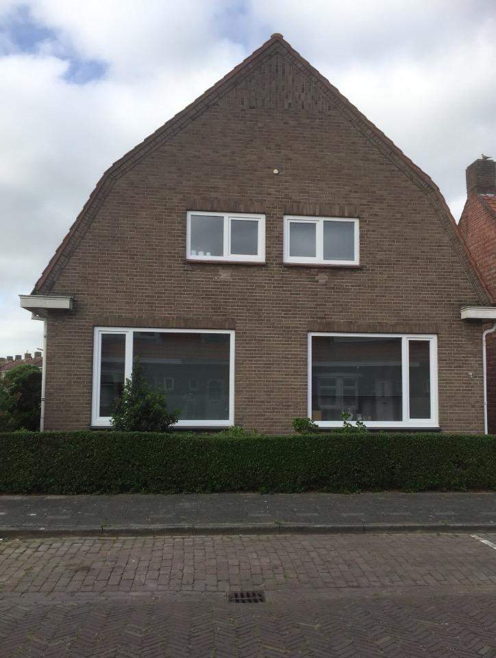 Afbeelding 1 van 4