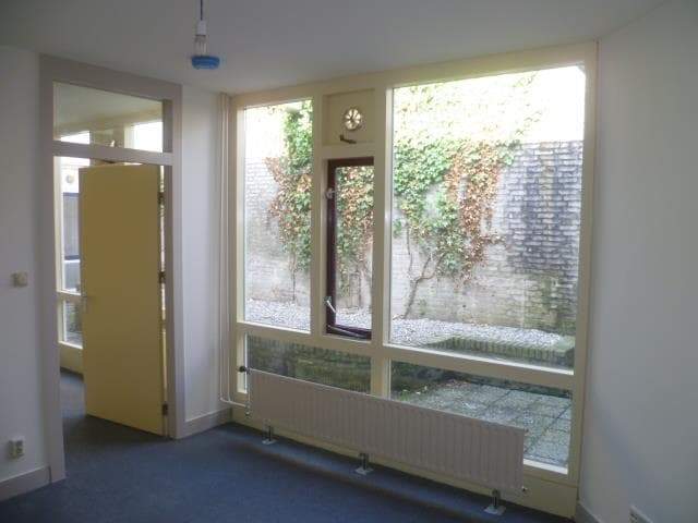 Image 2 sur 6