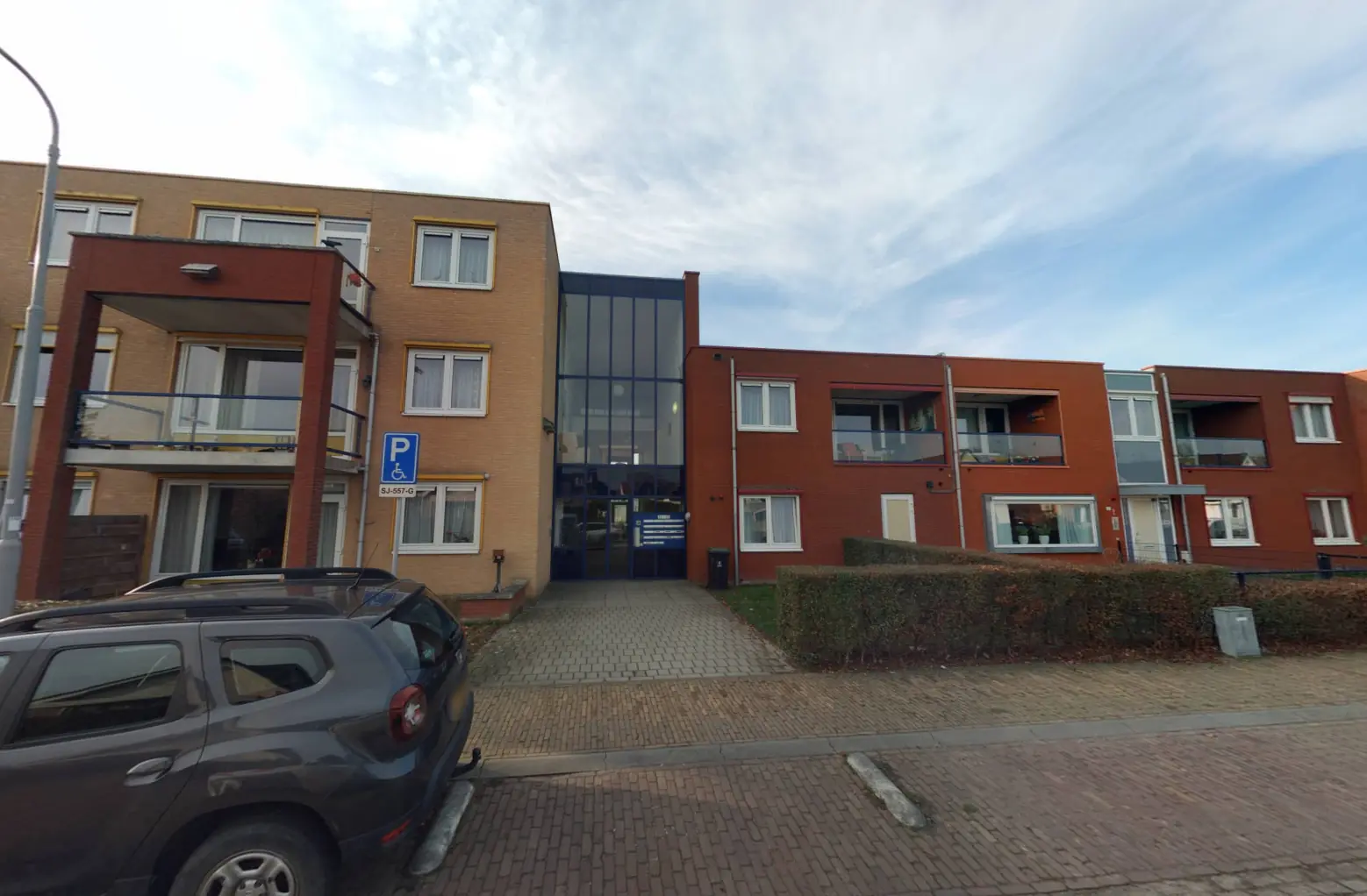 Afbeelding 1 van 2