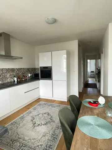 Furnished Room Nunspeetlaan, Den Haag - For Rent