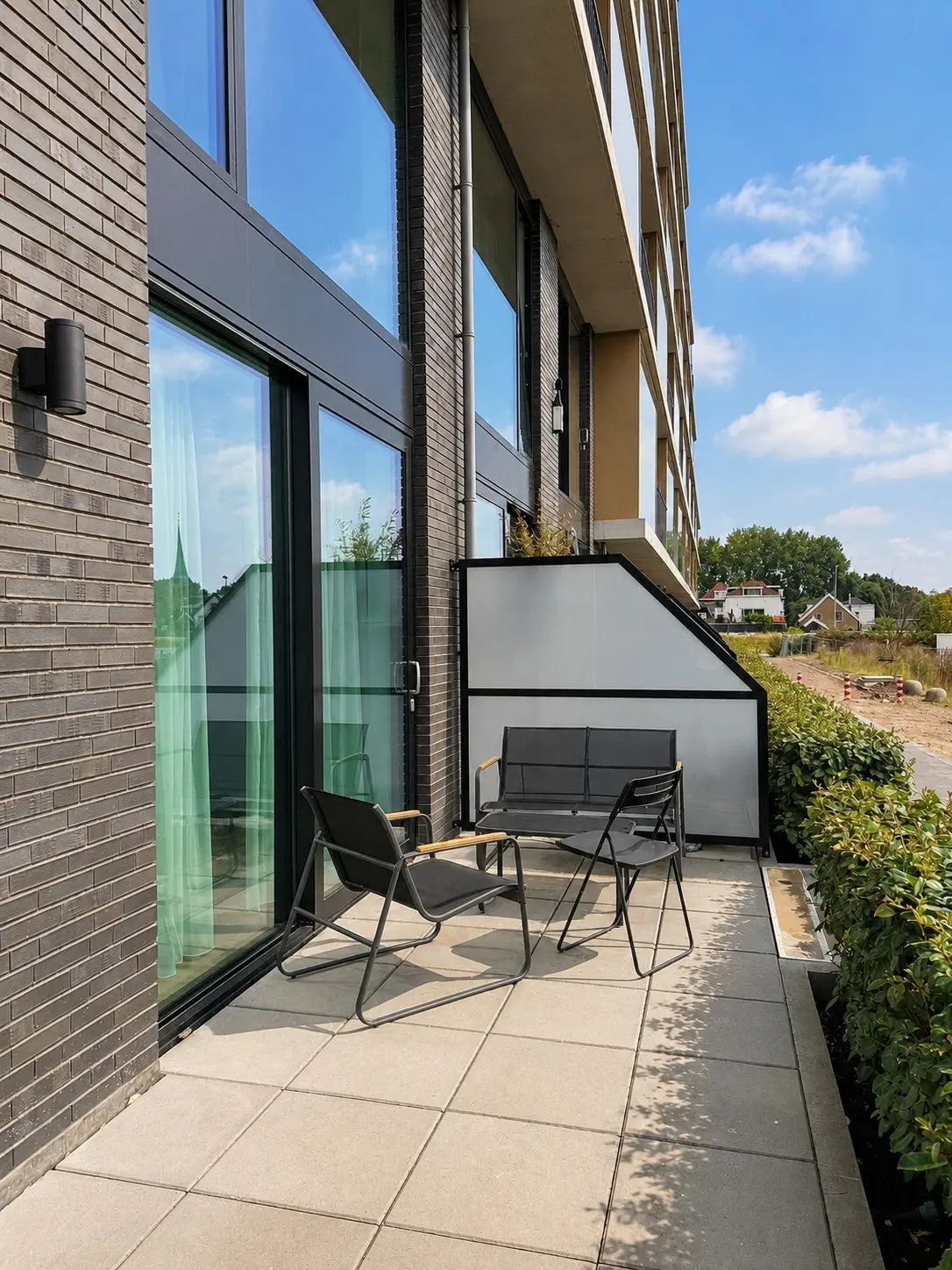 Image 13 of 19