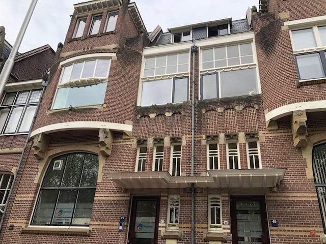 Afbeelding 1 van 8