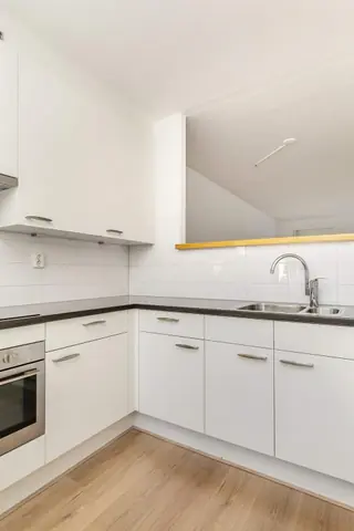 Gezinswoning Schadeken 161, Leidschendam - Te Huur
