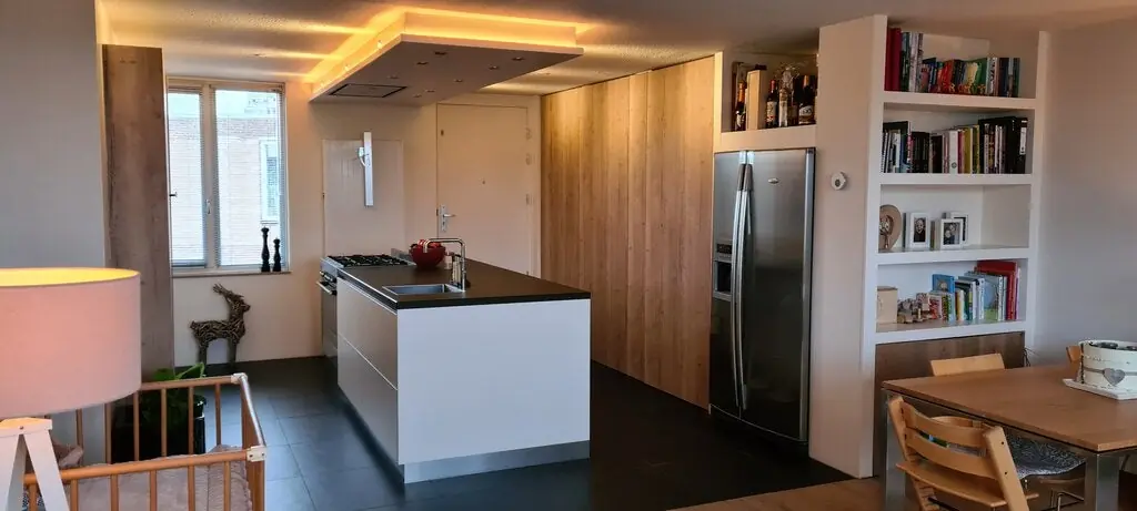 Image 3 of 17