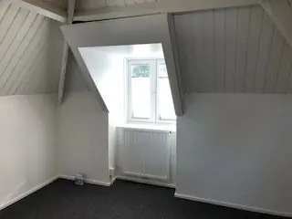 Image 16 of 17