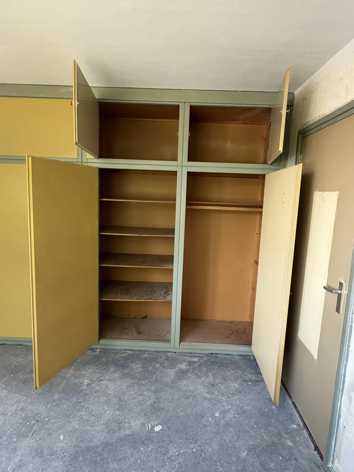 Image 15 of 35