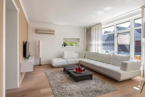 Bovenwoning Kerkstraat, Buitenpost - Te Huur