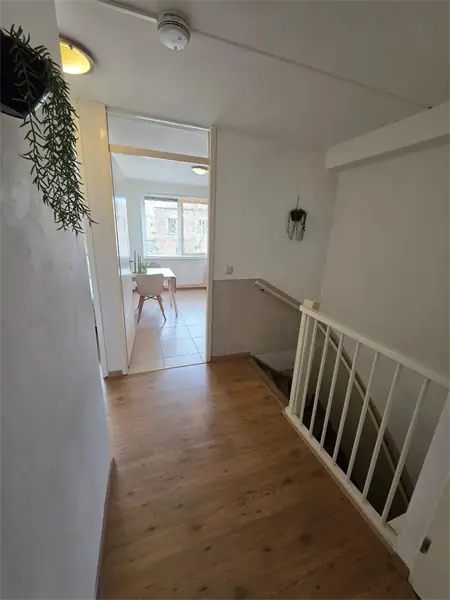 Image 11 of 15