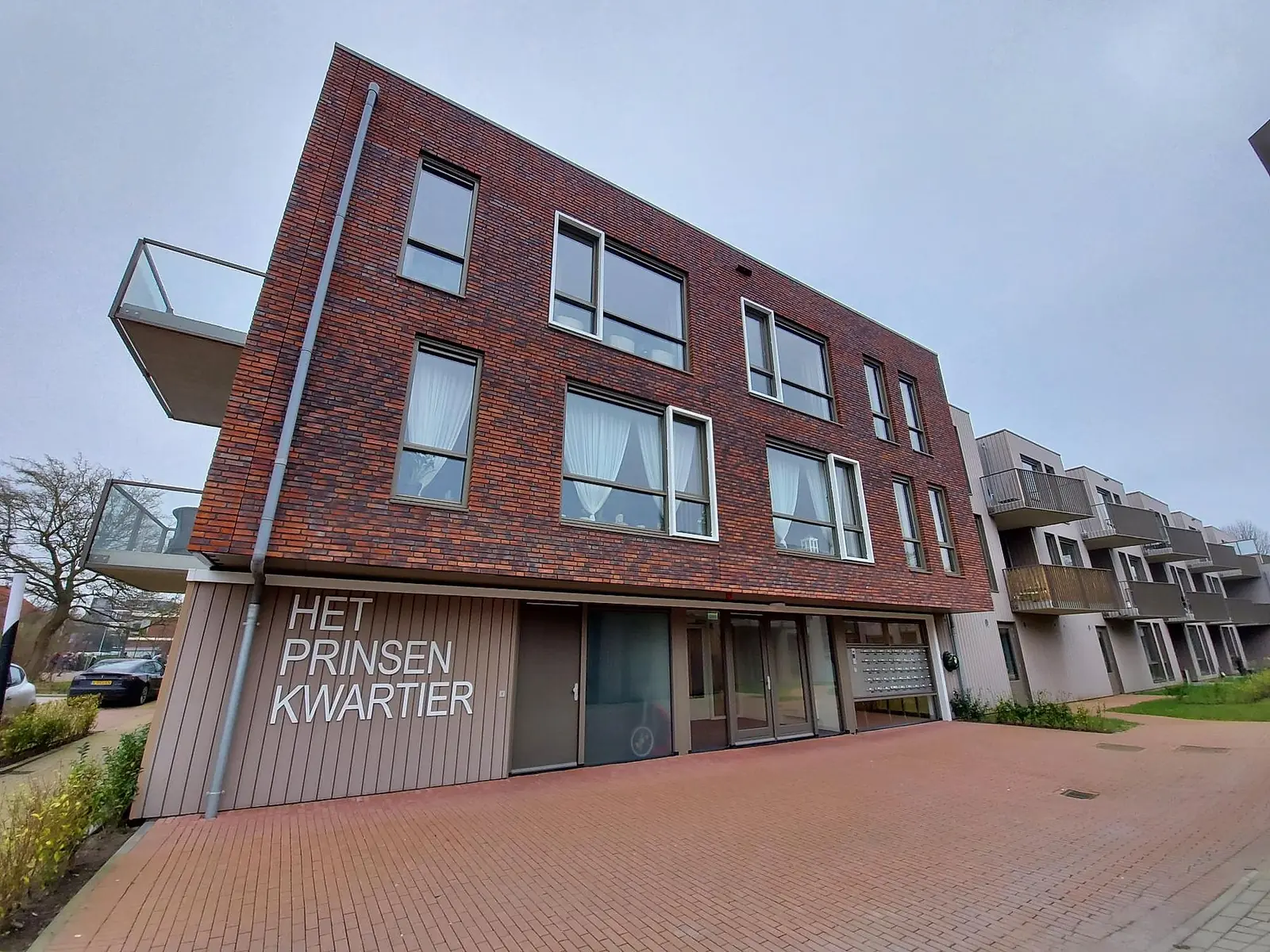 Afbeelding 1 van 8