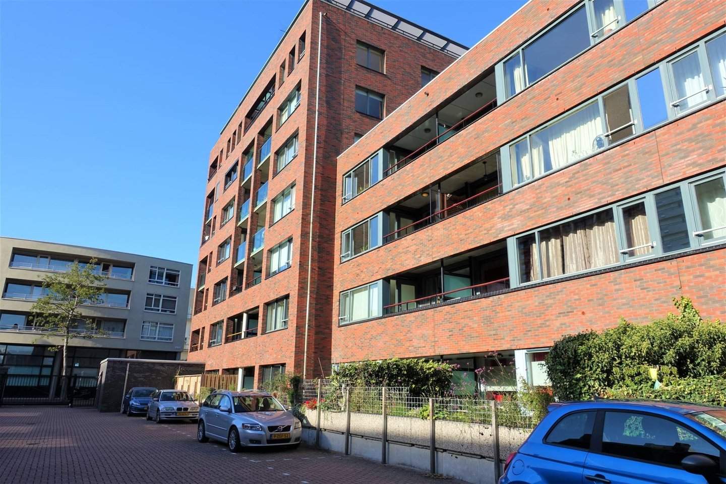 Afbeelding 2 van 12