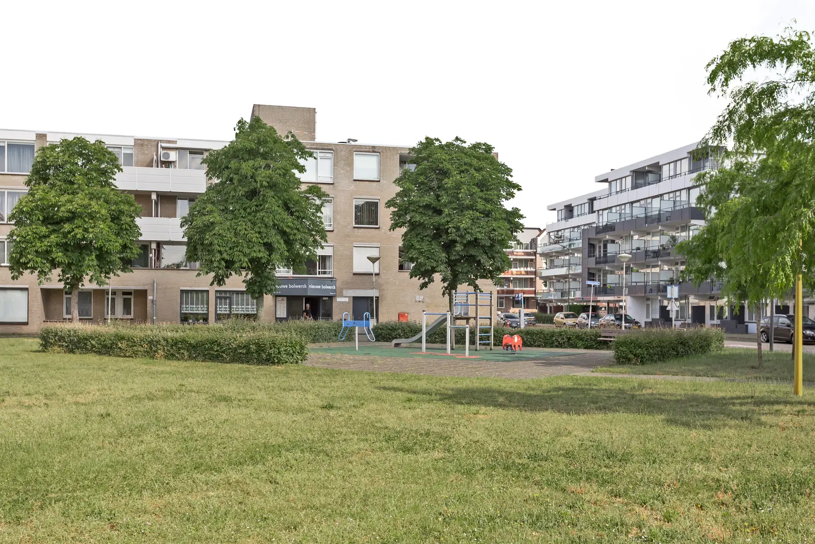 Bild 2 von 3