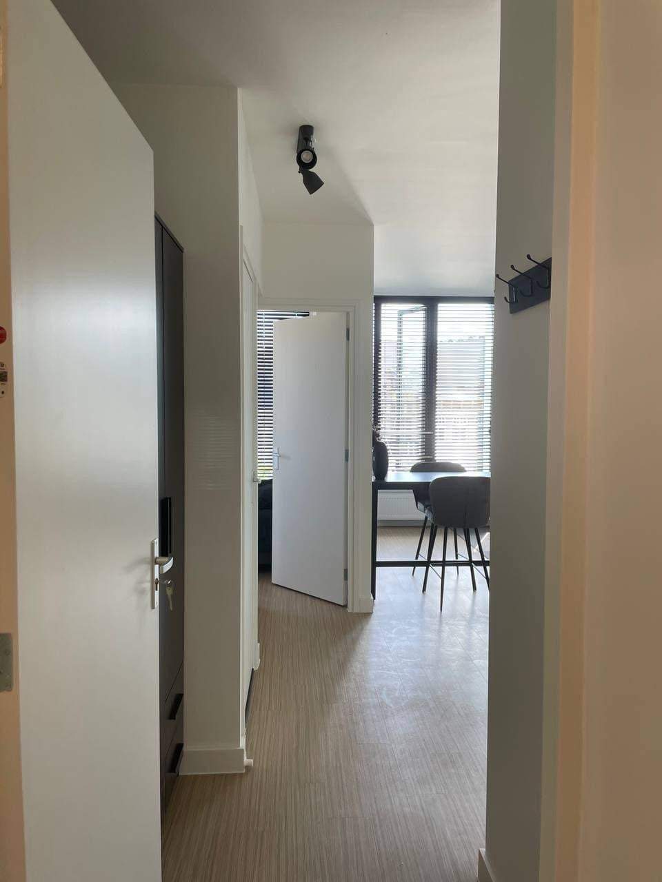 Image 3 of 11