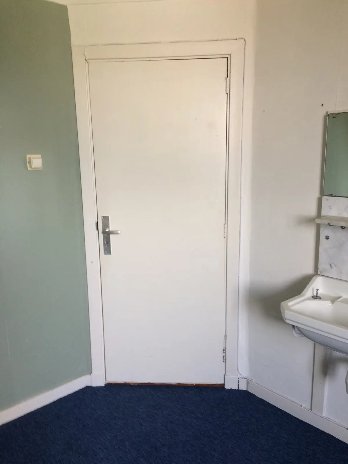 Image 7 of 9