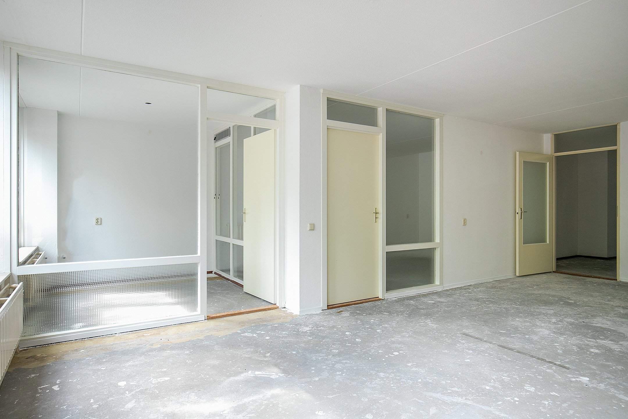 Image 1 of 16