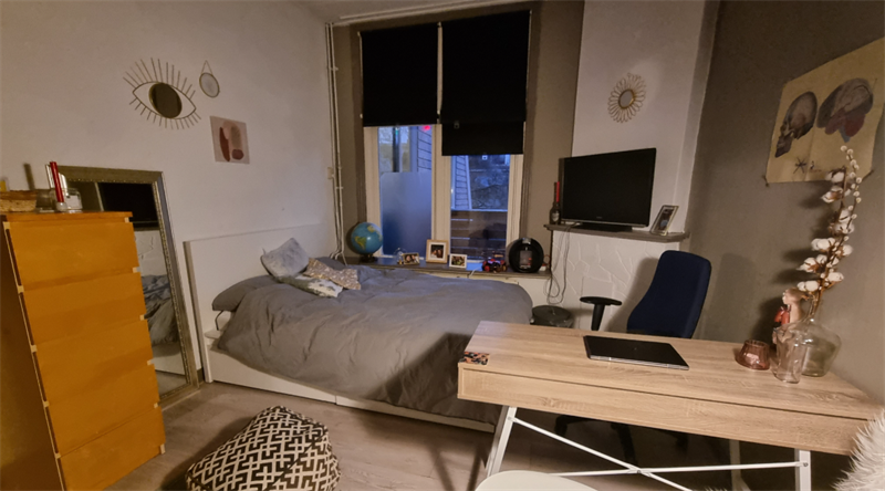 Image 2 of 14