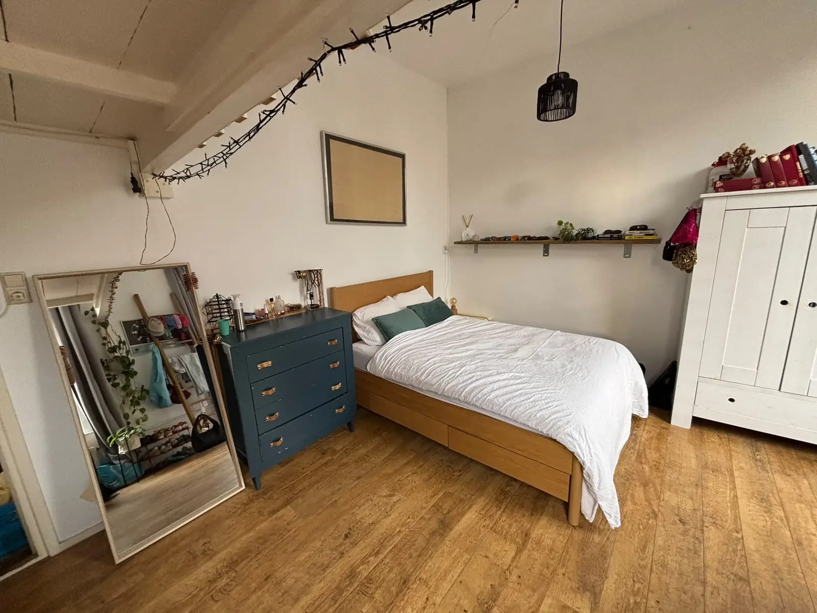 Furnished Room Noordeinde, Delft - For Rent