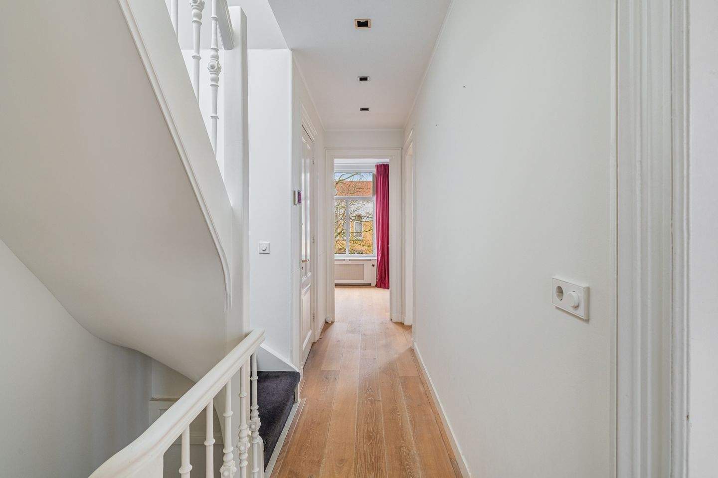 Image 19 of 41