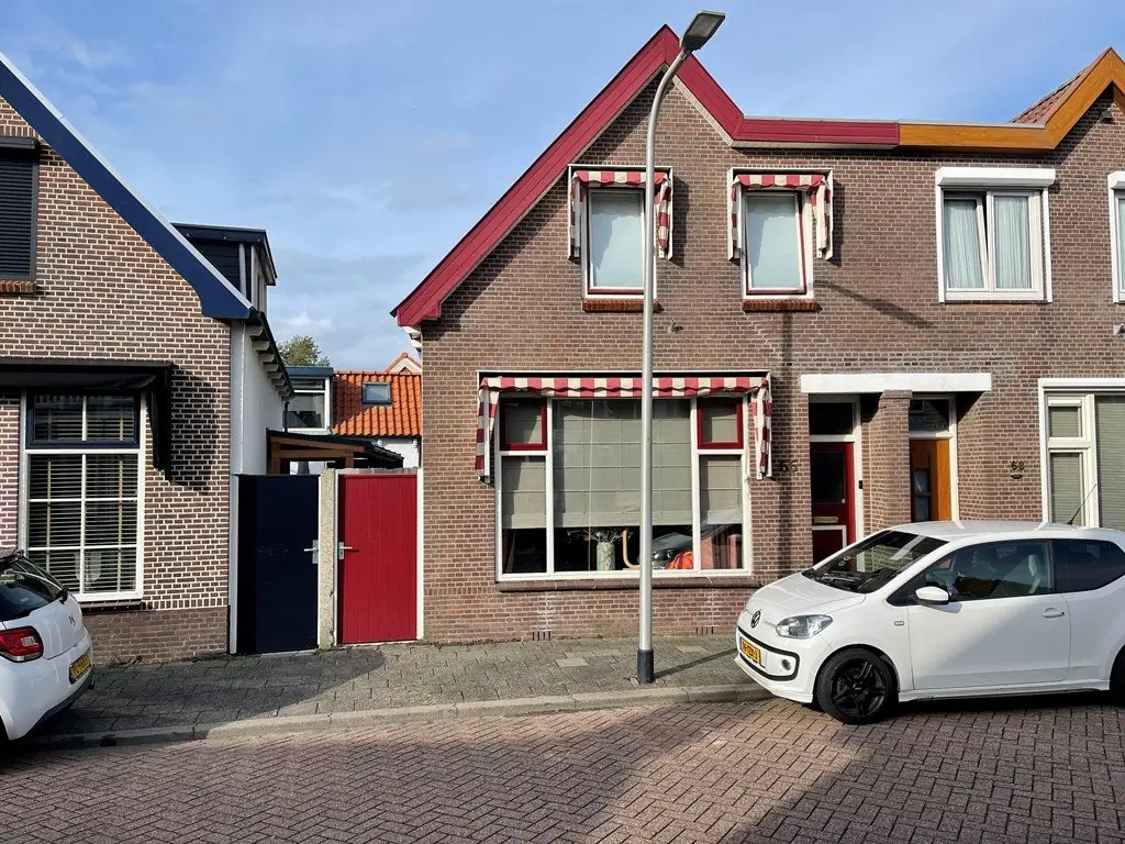 Semi-detached House Adrianastraat 66, Katwijk