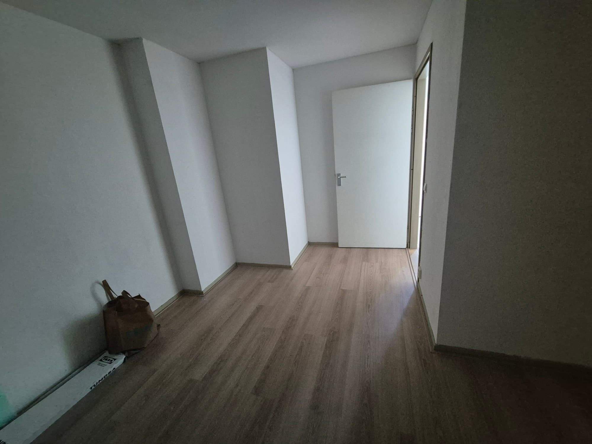 Image 7 of 10