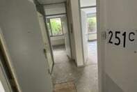 Image 2 sur 8