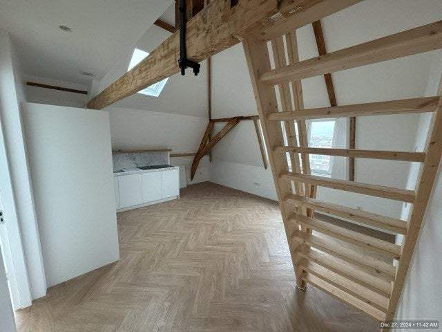 Bild 2 von 16