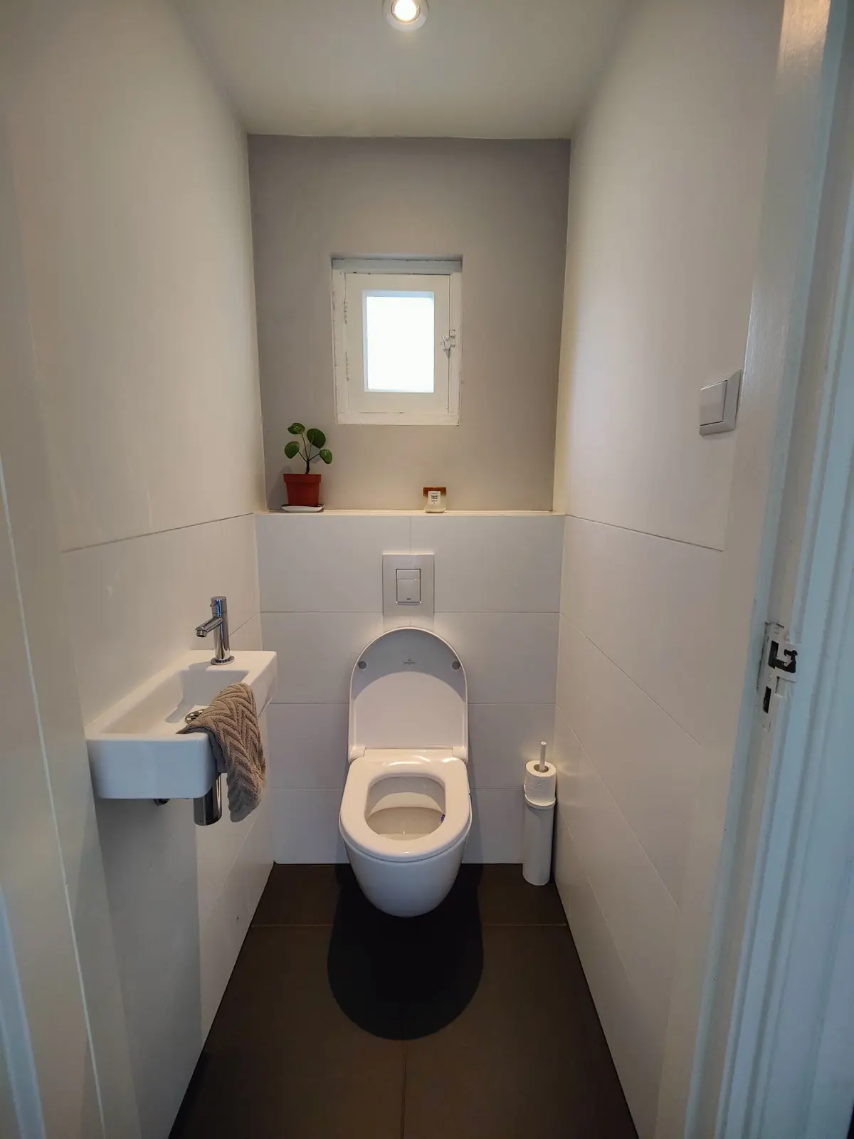Image 10 of 22