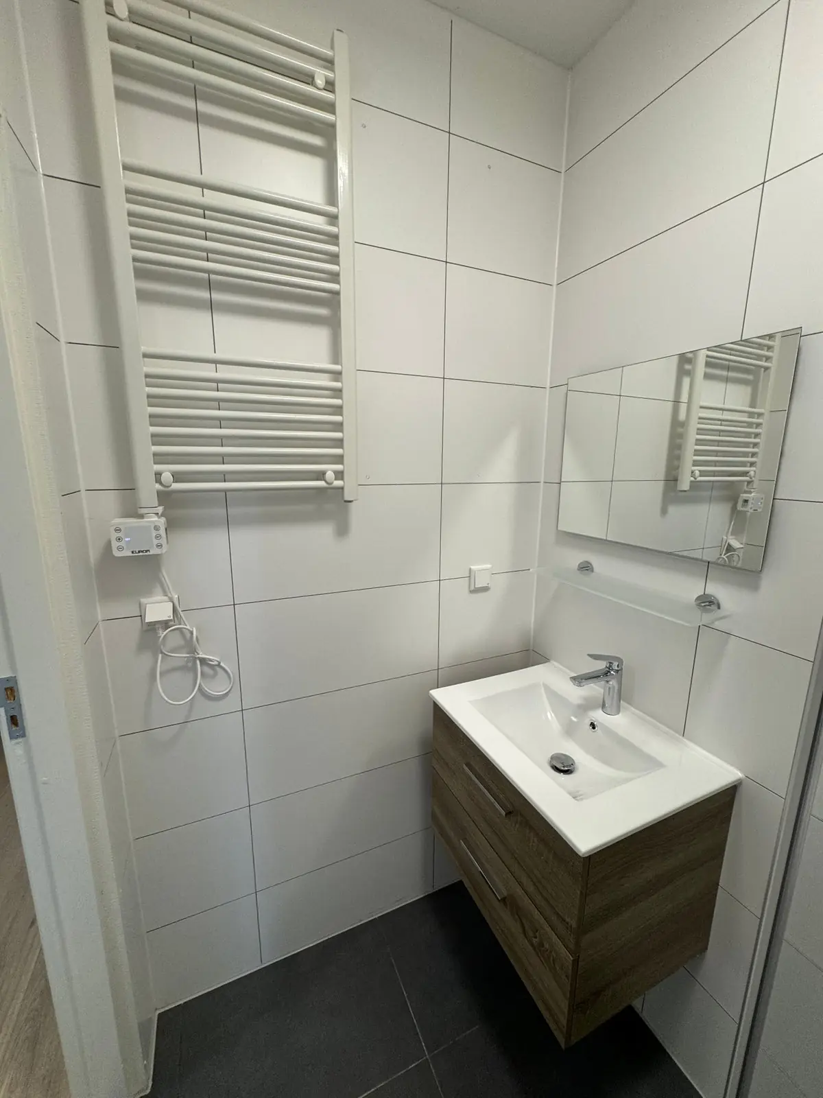 Image 11 of 12
