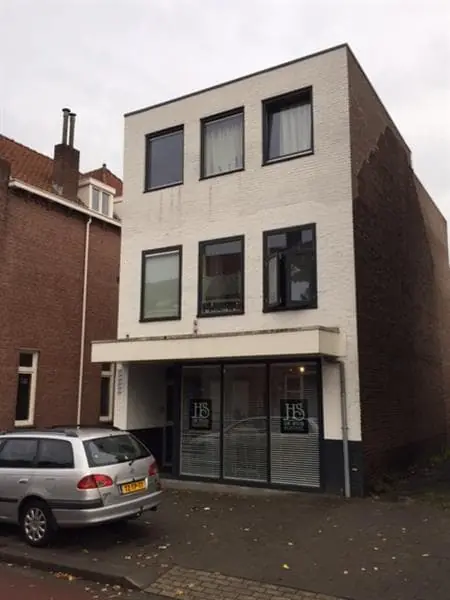 Afbeelding 1 van 9