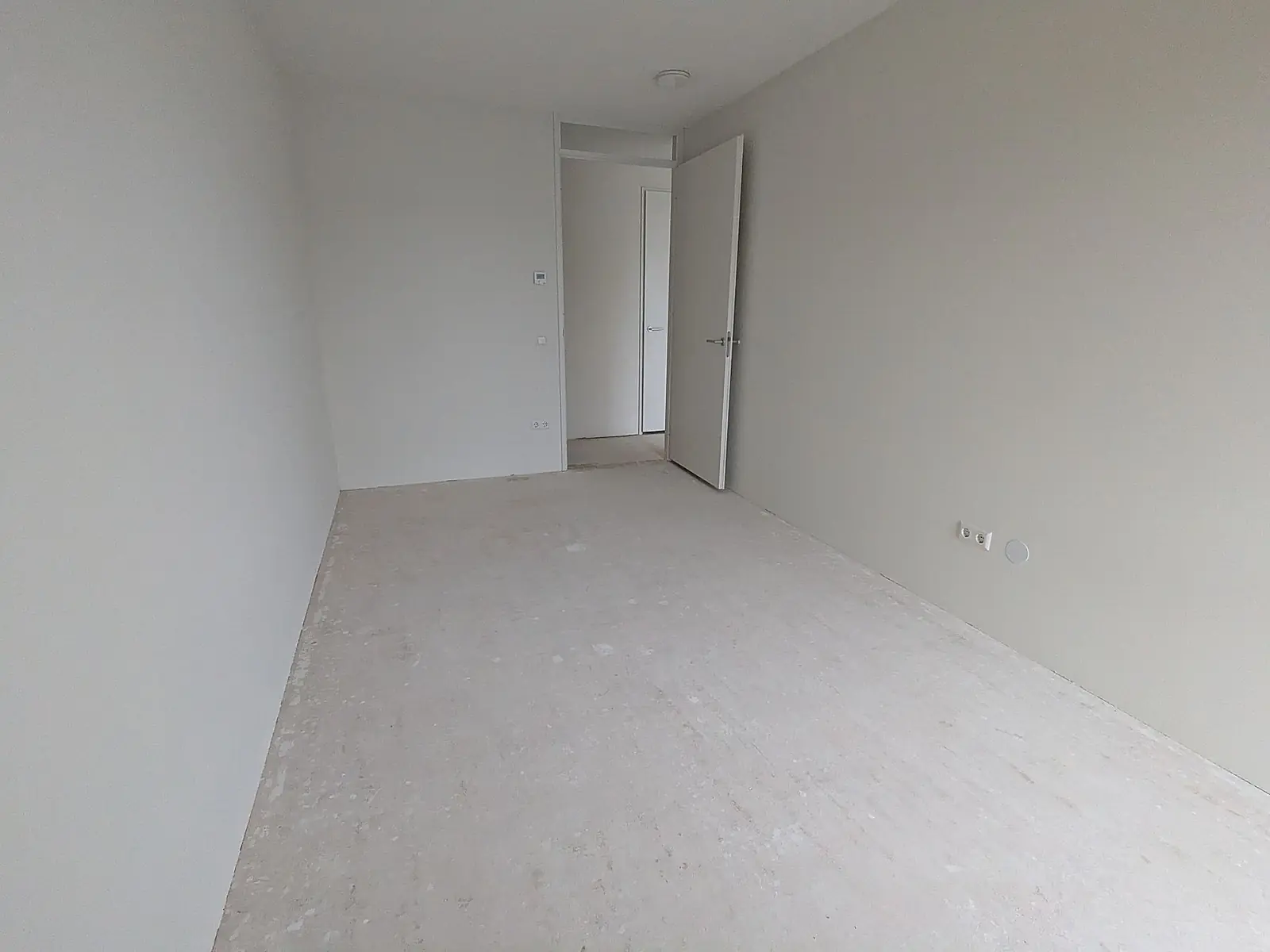 Image 6 of 8