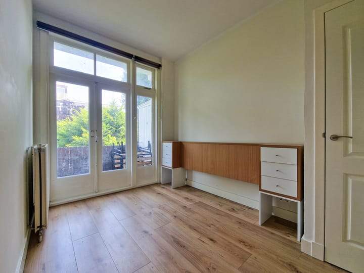 Bild 12 von 18