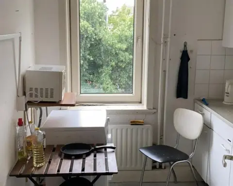 Chambre meublée Geldropseweg, Eindhoven - À louer