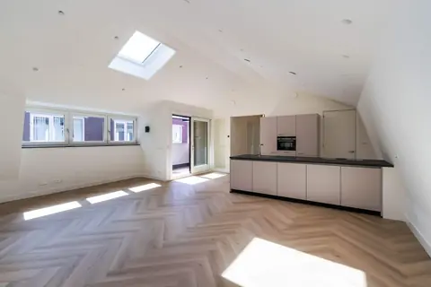 Appartement Beresteinseweg 4-B, Hilversum - Te Huur
