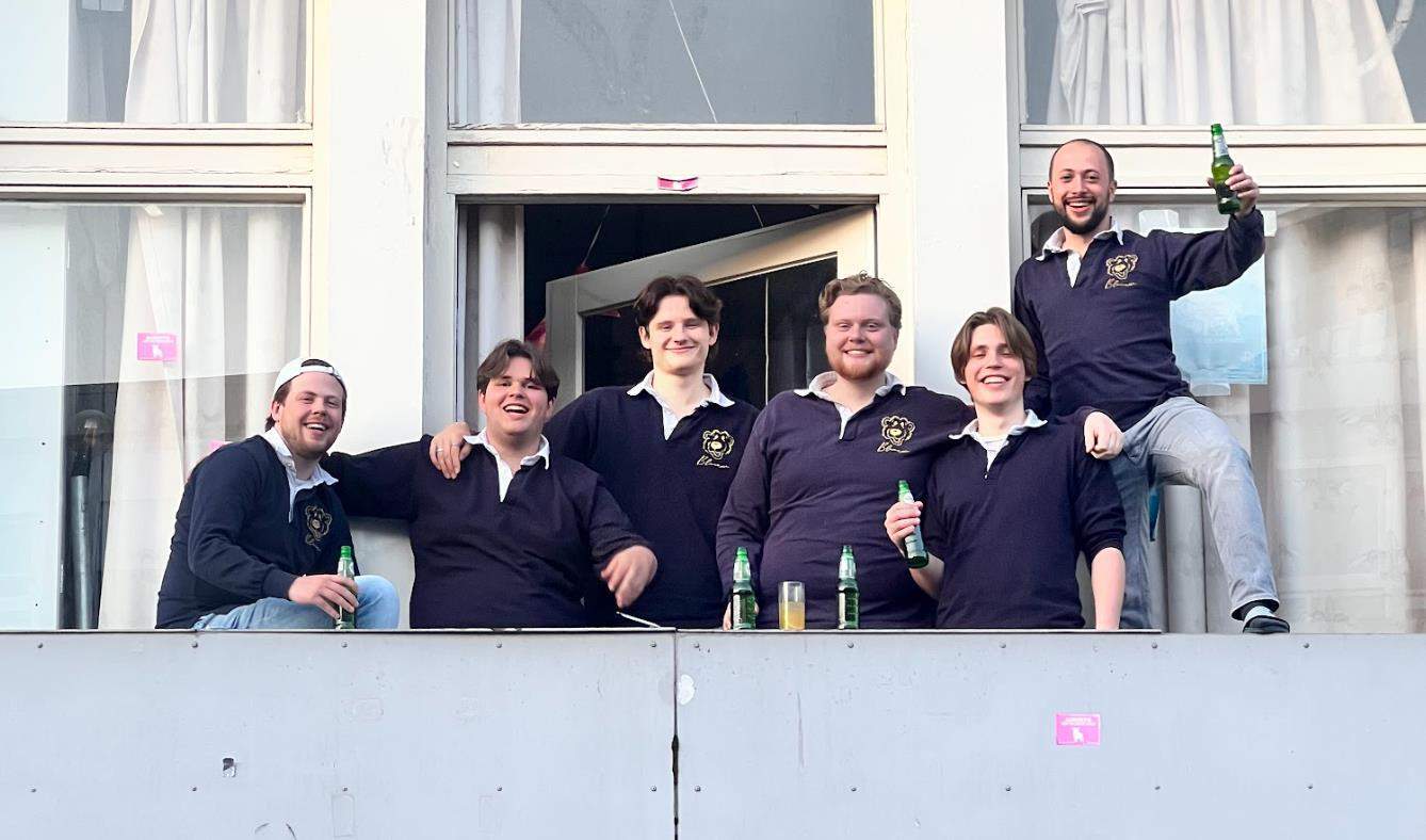 Afbeelding 1 van 8