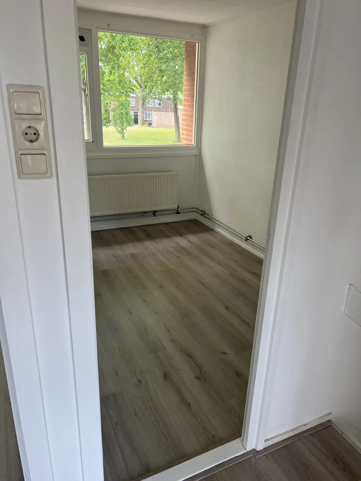 Image 2 of 5